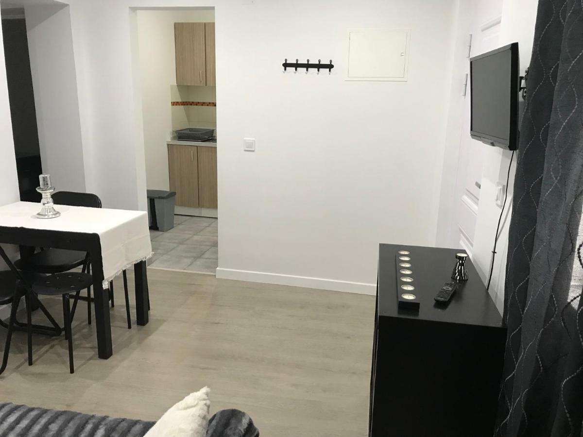 Ferienwohnung Corner House Trafaria Exterior foto
